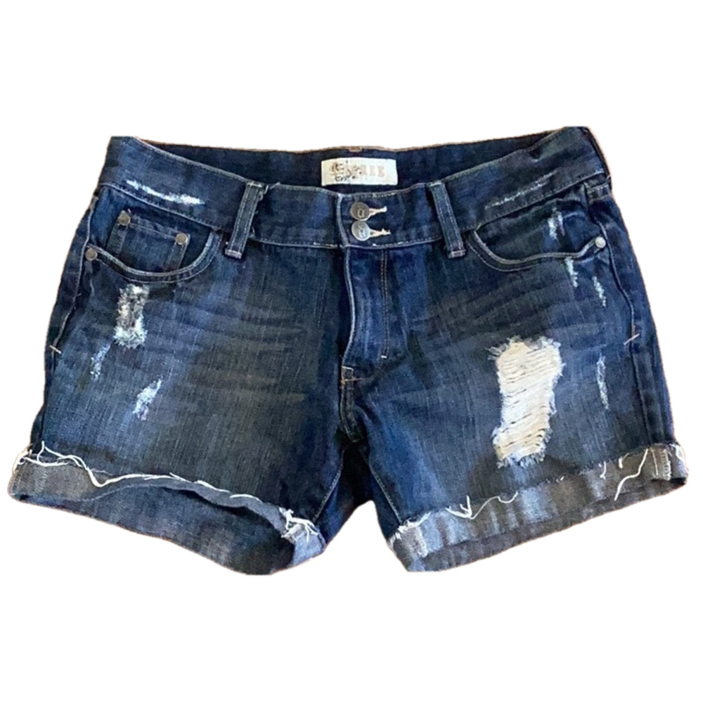 Decree distressed, medium wash denim blue jean shorts. Size 7